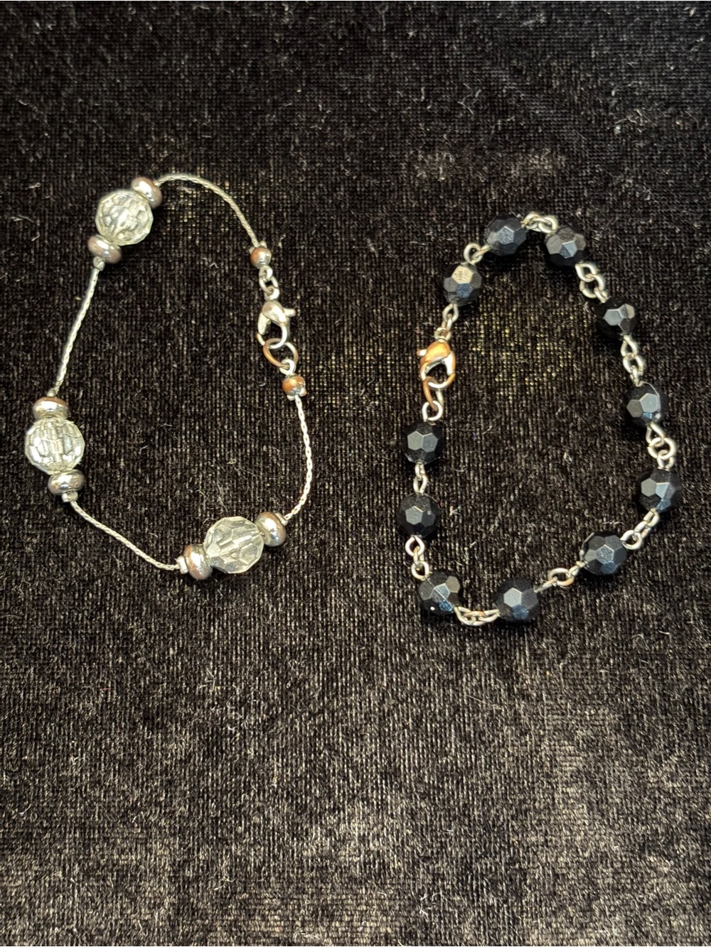 Beaded Bracelet Set in Black & Clear Like New